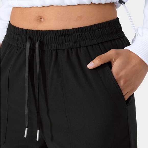 👏🏼NWT👏🏼 Halara High Waisted Drawstring Side Pocket Back Pocket Jogger, SMALL - Picture 6 of 11